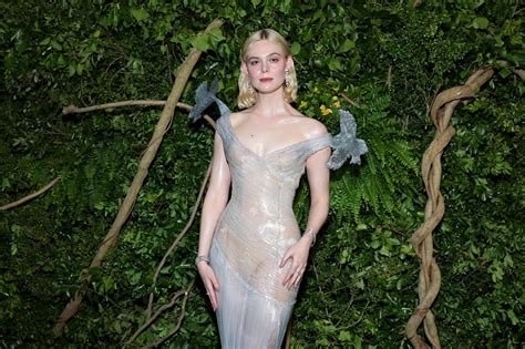 elle fanning nudes|Elle Fanning’s naked dress has a long history 